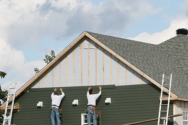 Professional Siding Replacement technician working in Marlton, NJ